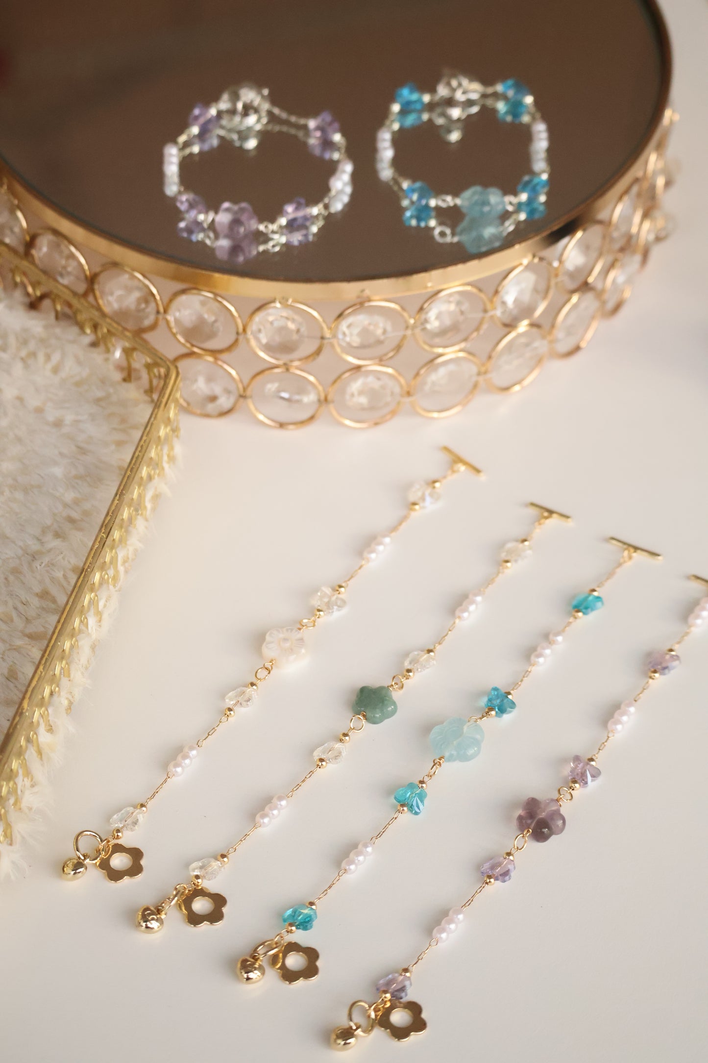 *Instocks* Sakura Flower Chain Natural Crystal Bracelet (OT Clasp)