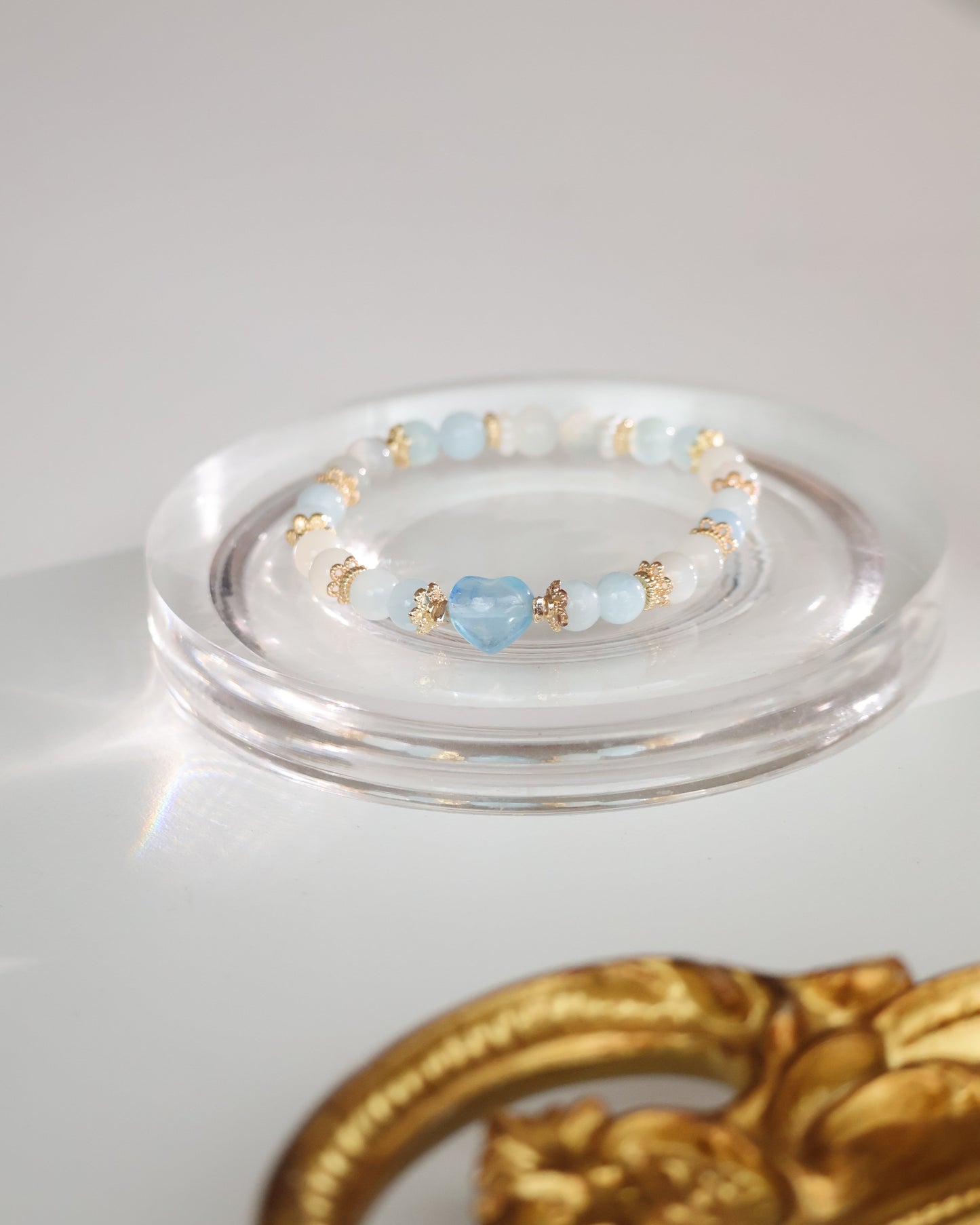 Aquamarine & White Flash Moonstone with Heart Carving — Dain | 6mm (Elastic)