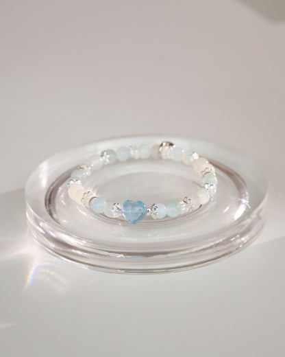 Aquamarine & White Flash Moonstone with Heart Carving — Dain | 6mm (Elastic)