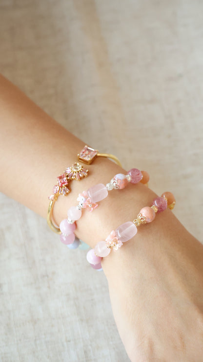 Cat’s Eye, Blue Lace Agate, Aquamarine, Lavender Rose Quartz, Kunzite, Flower Agate, Rose Quartz, Peach Moonstone, Strawberry Quartz, Citrine, Andesine Labradorite & Lemon Quartz — Bloomelle Duobao (Multi Gems) | 8mm (Elastic, OT Clasp)