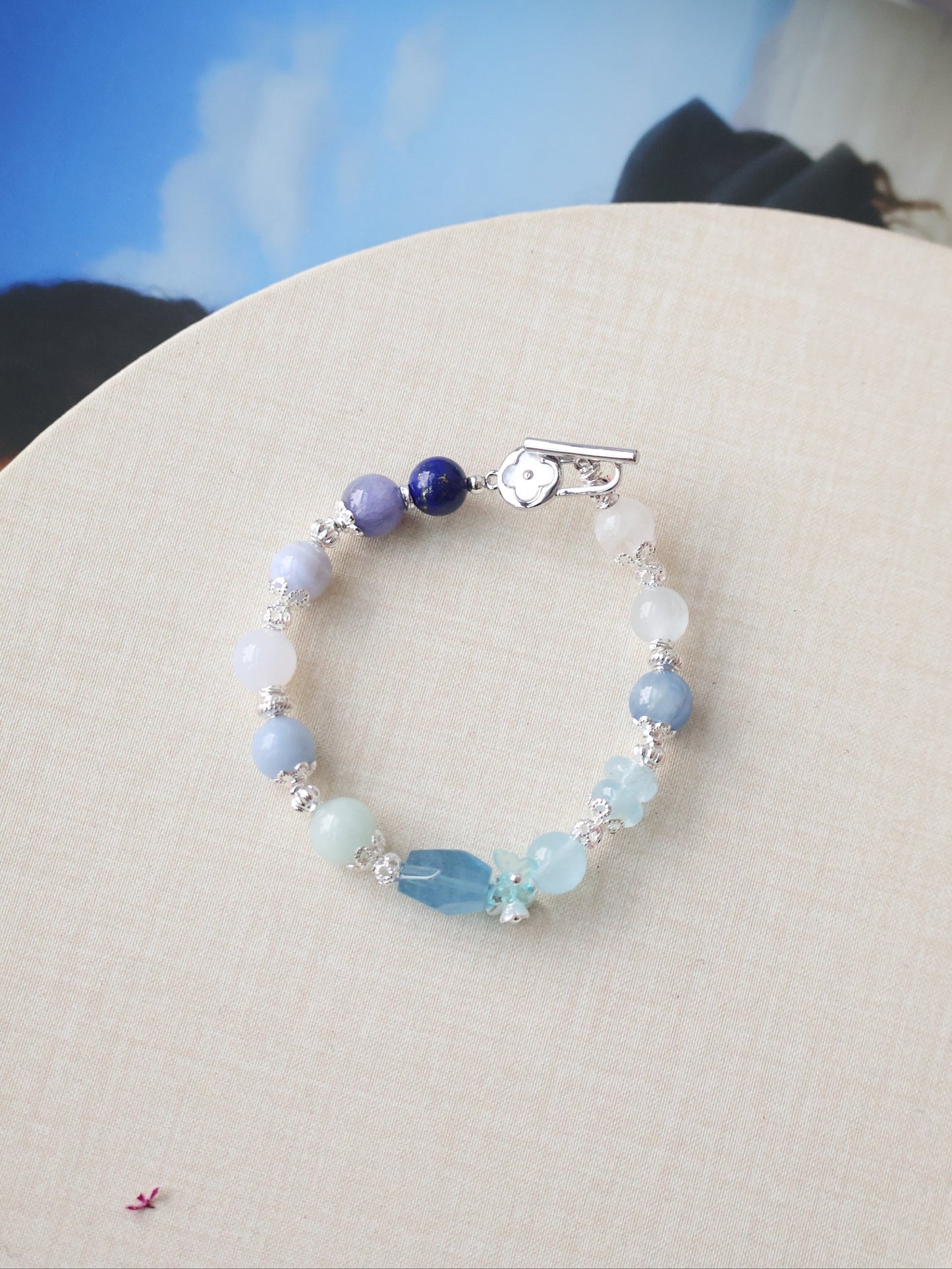 *Instocks* - Azurea Blue 8mm Duobao w OT Clasp