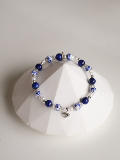 Lapis Lazuli with Heart Dangly — Chinese Porcelain Inspired | 6mm (Elastic)