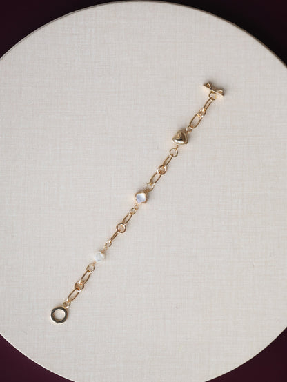 White Conch Rose Carving, White Conch Clover & Heart Charm — Celia Chain | (OT Clasp, Chain)