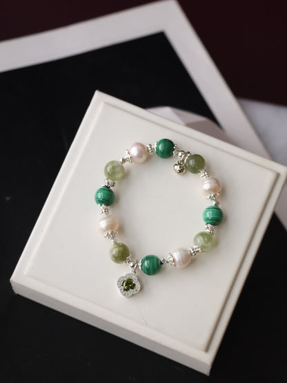Malachite, Green Emerald Mica & Freshwater Pearl Crystal Bracelet — Cordelia Twin Sparkly Clover | 8mm + 10mm (Elastic)