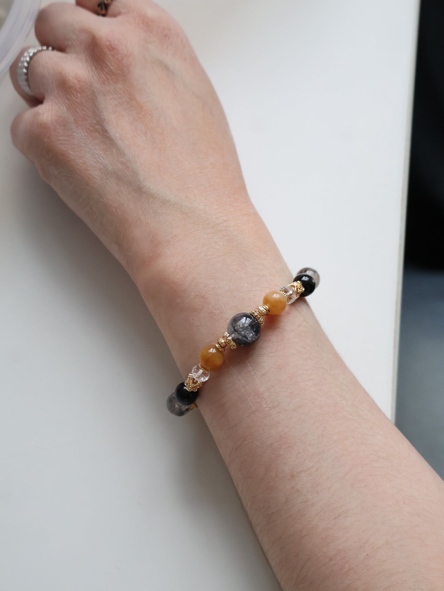 Hypersthene, Clear Quartz, Andesine Labradorite & Herkimer Diamond Crystal Bracelet — Miel Husky | 8mm (Elastic)