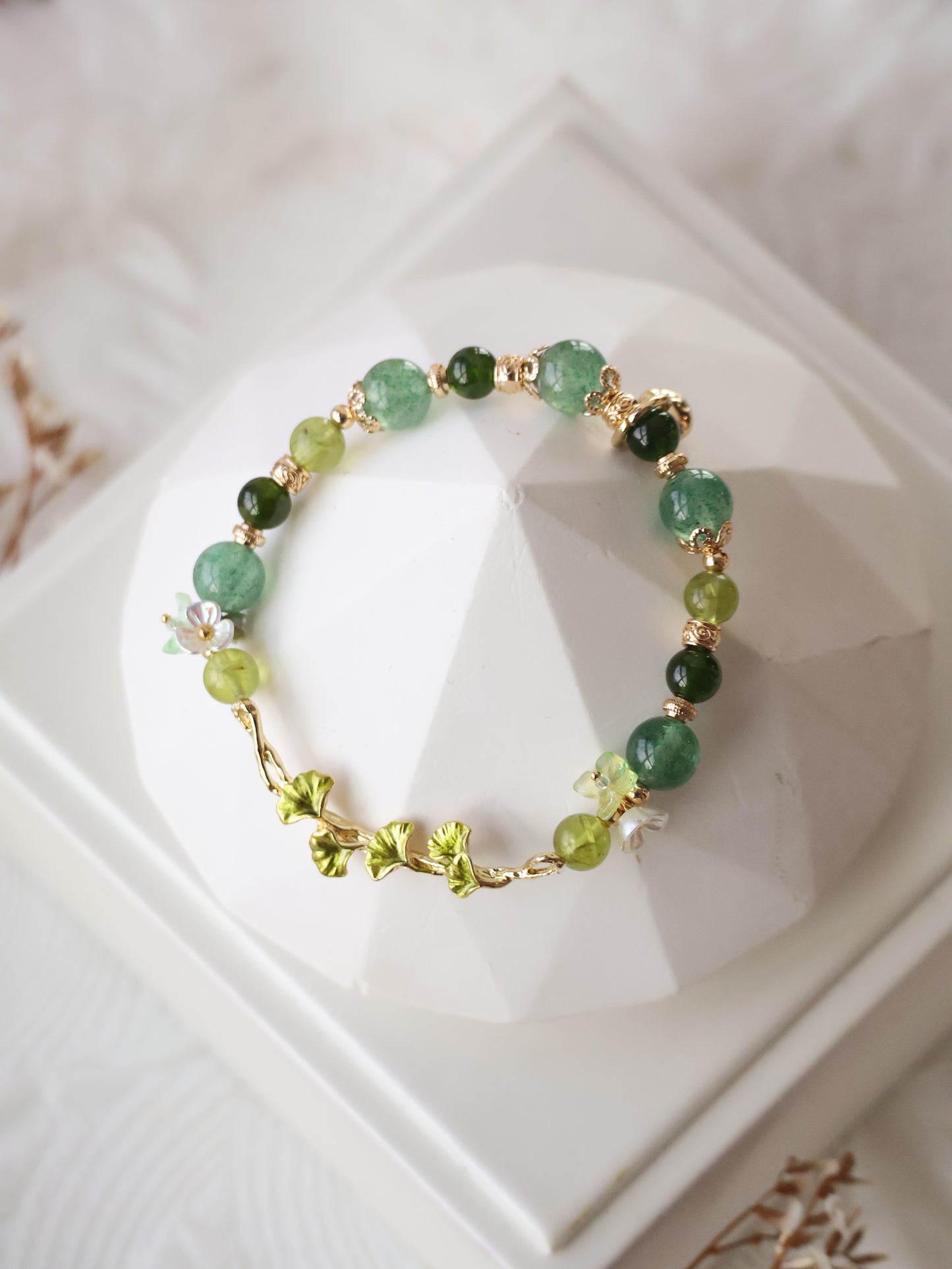 Green Strawberry Quartz, Peridot & Diopside — Midorin | 8mm (Elastic)