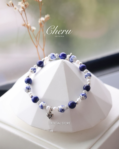 Lapis Lazuli with Heart Dangly — Chinese Porcelain Inspired | 6mm (Elastic)