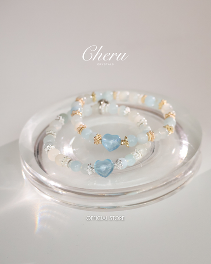 Aquamarine & White Flash Moonstone with Heart Carving — Dain | 6mm (Elastic)