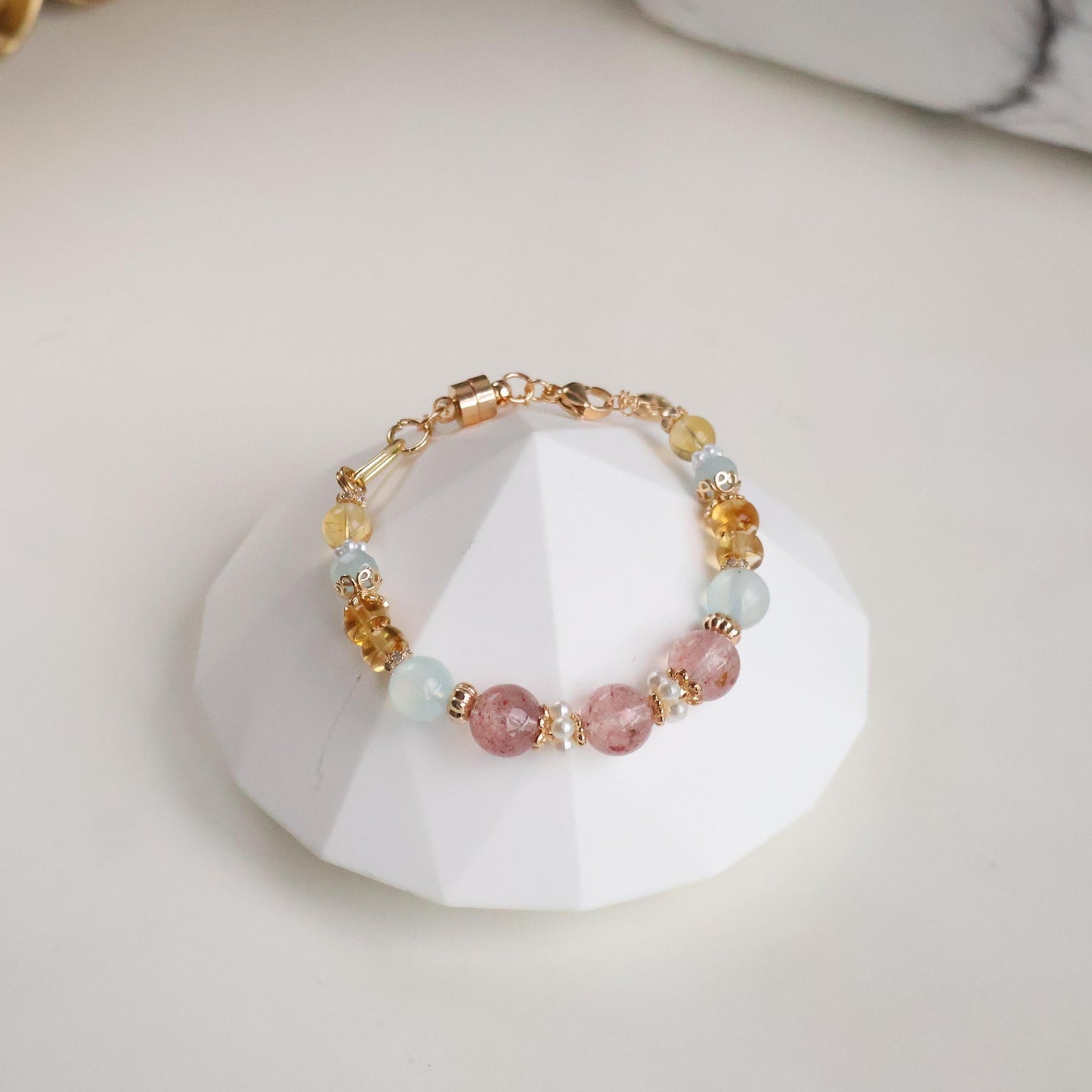 Fruit Pebbles: Ice Strawberry Lemonade 8mm (Chain, Magnetic Clasp with Adjustable Lobster Clasp)