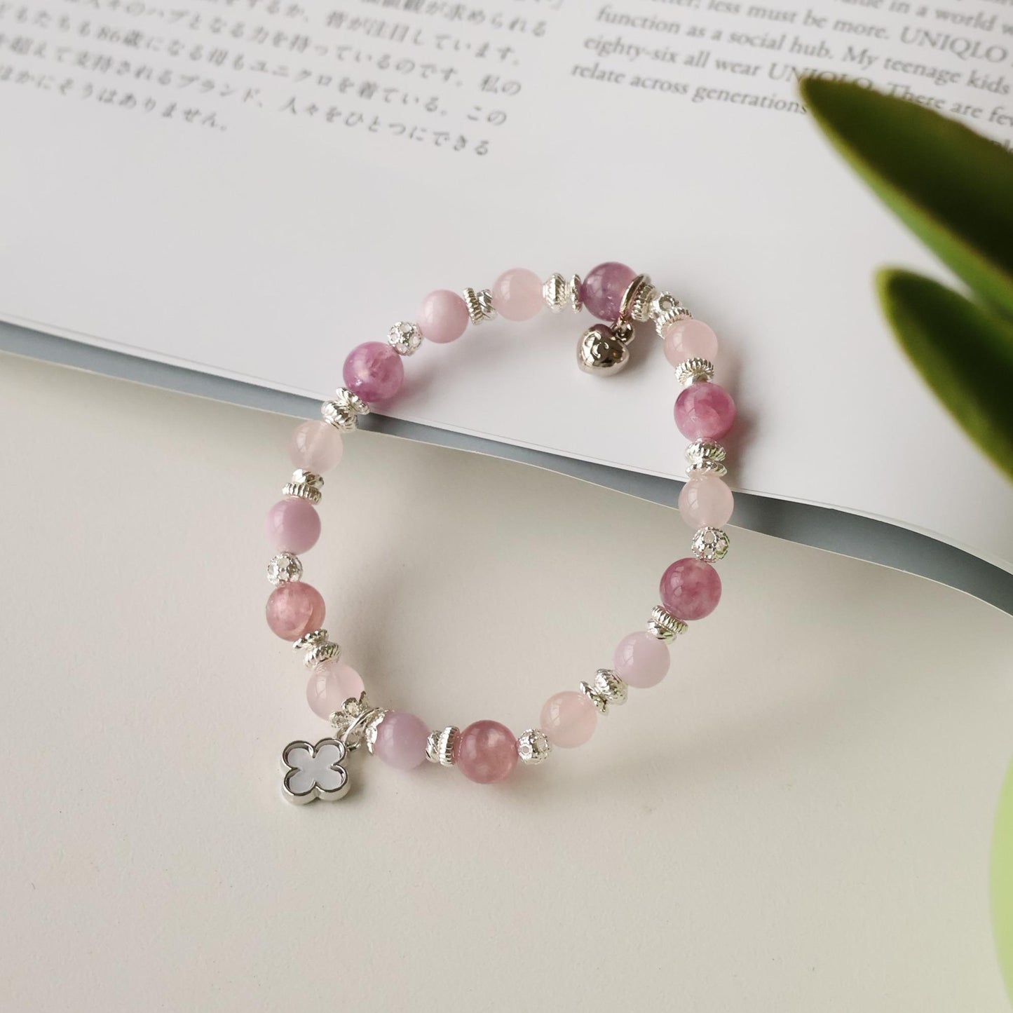 Ada Mini Clover: Pink 6mm (Elastic)