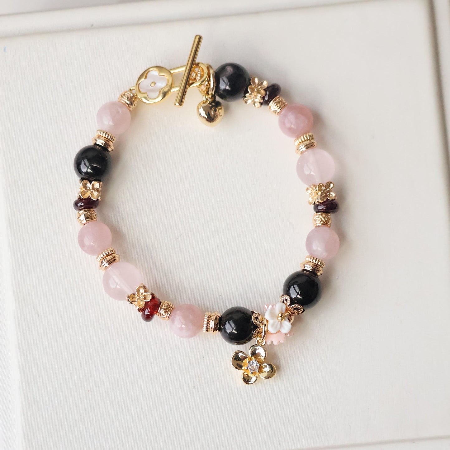 Noir Reverie 8mm (Elastic, OT Clasp)