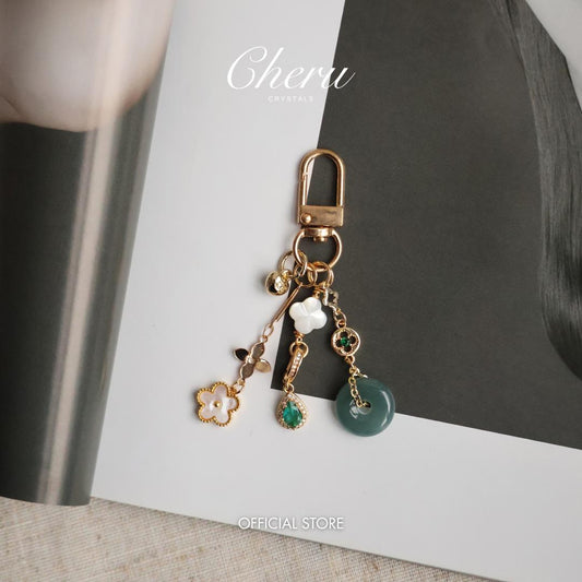 Gracie (Keychain)
