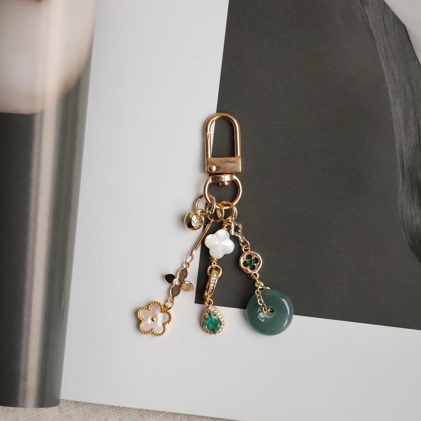 Gracie (Keychain)
